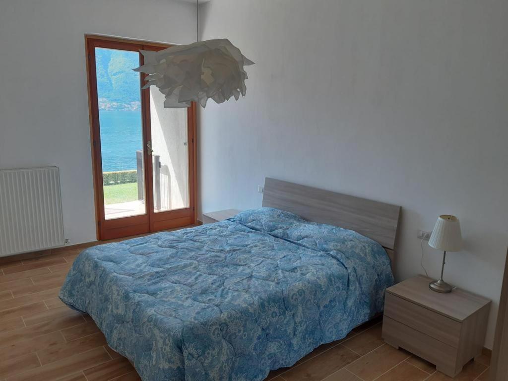Big Apartment With Lake View And Two Bedrooms Sala Comacina Ngoại thất bức ảnh